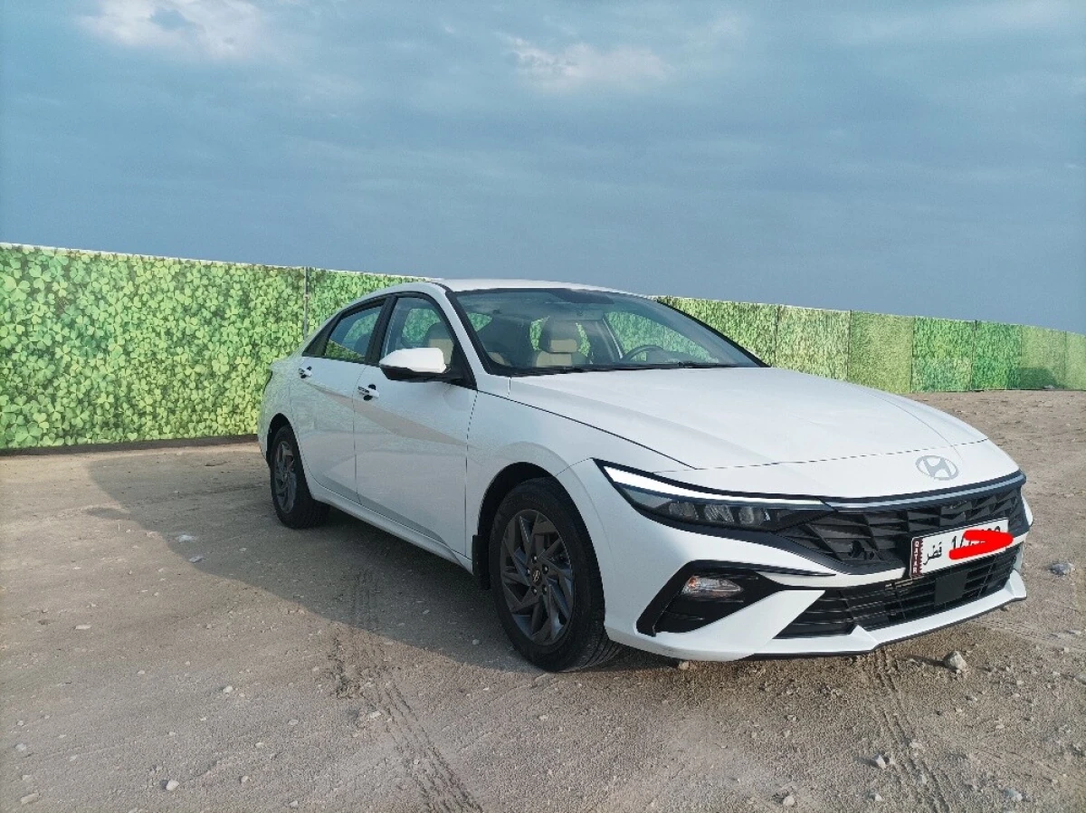 Hyundai Elantra 2025