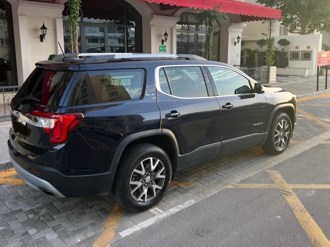 GMC Acadia 2021 - Image 3