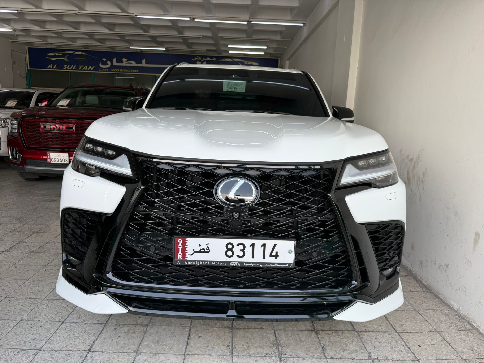 Lexus LX 600  F-Sport 2025 - Image 2