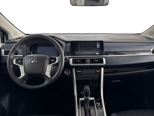 Mitsubishi xpander - Image 4