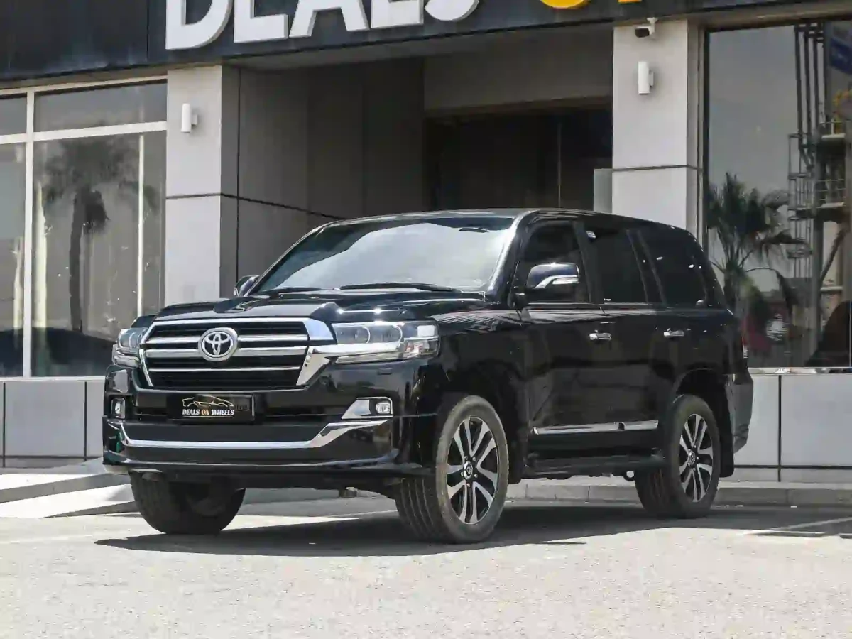 Toyota Land Cruiser GXR Grand Touring 2019