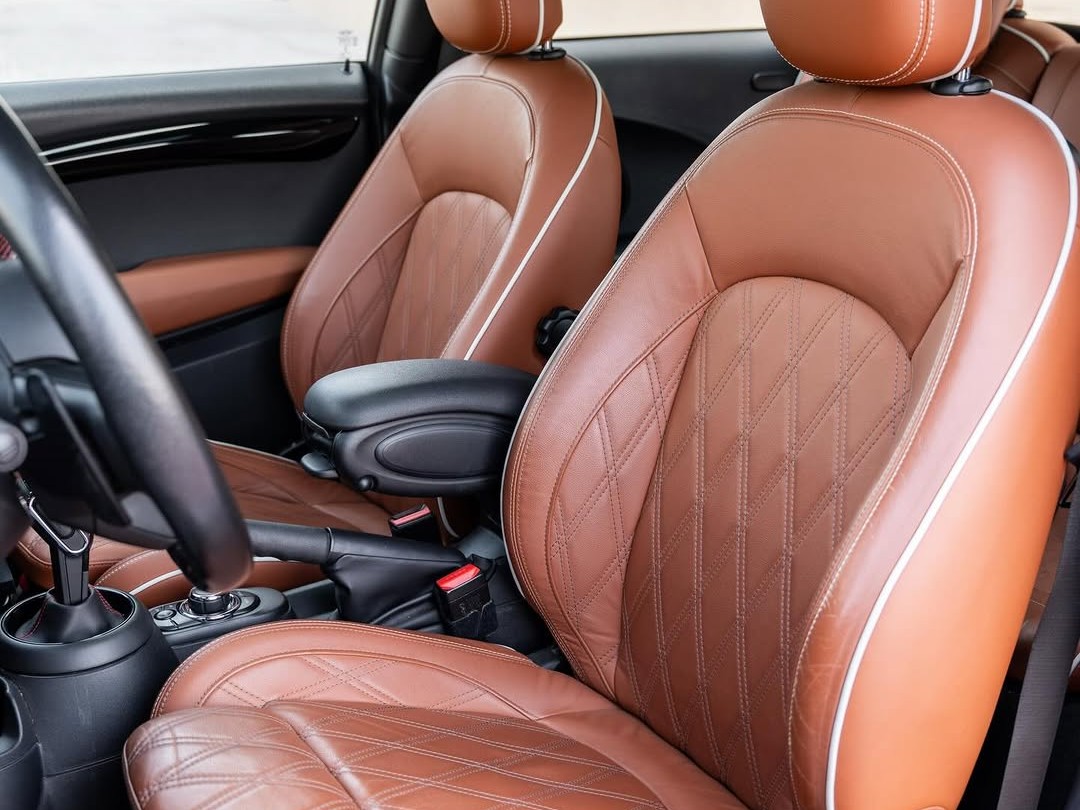 Mini Cooper JCW  2020 - Image 3