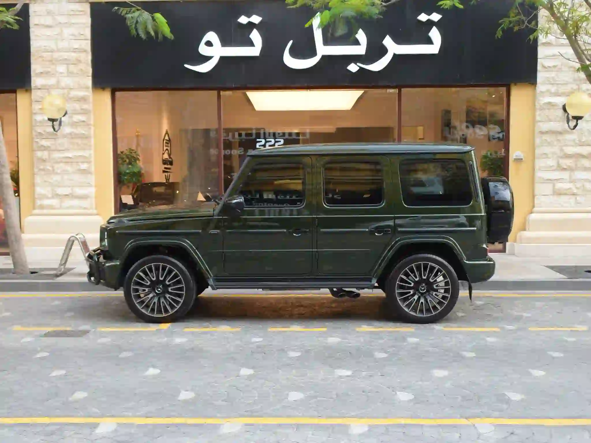 Mercedes-Benz G-Class 63 AMG 2025 - Image 2