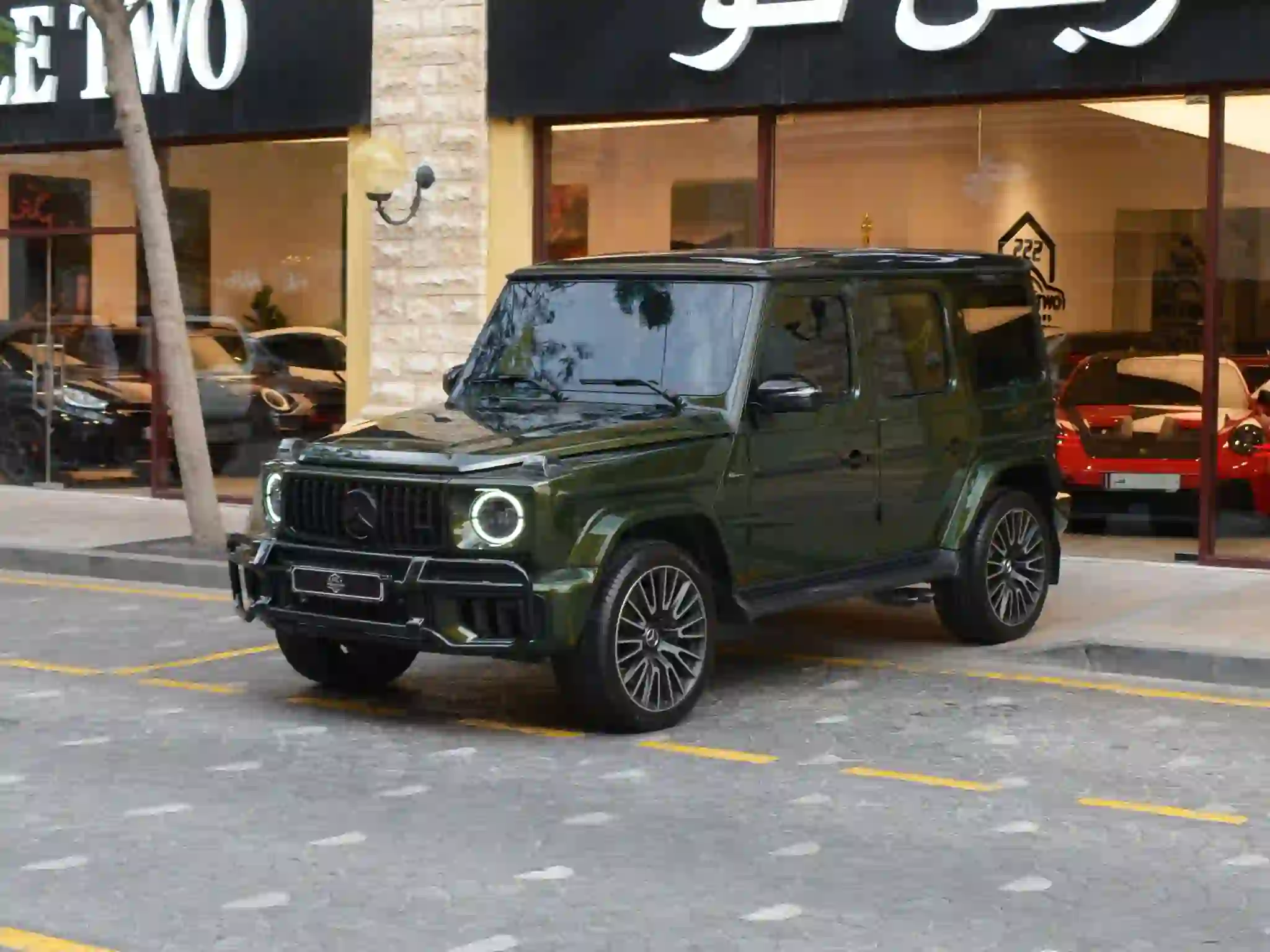 Mercedes-Benz G-Class 63 AMG 2025 - Image 4