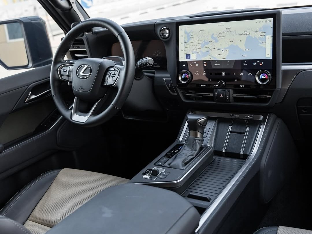 Lexus GX 550 2025 - Image 3