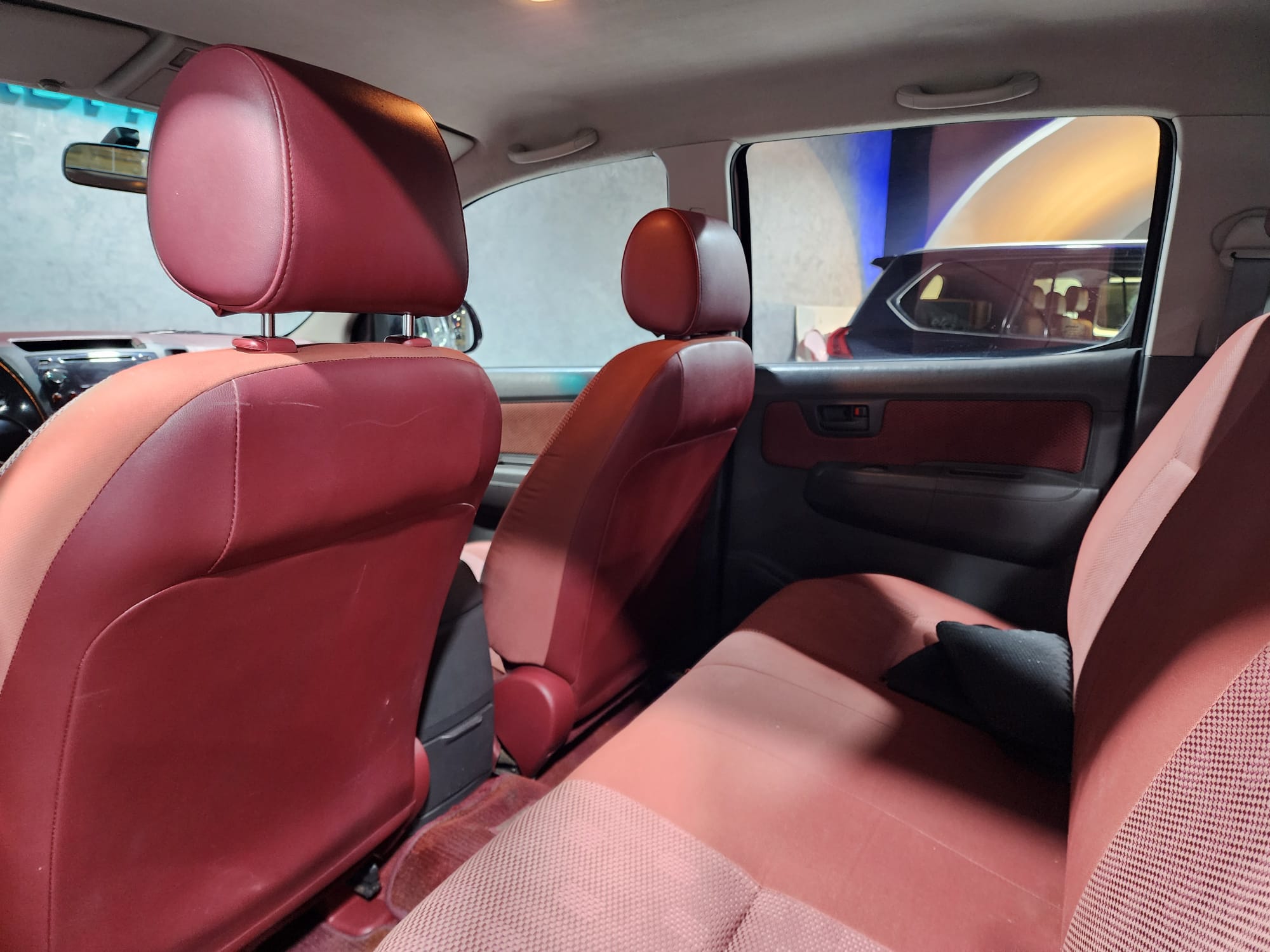 Toyota Hilux 4X4 2015 - Image 3