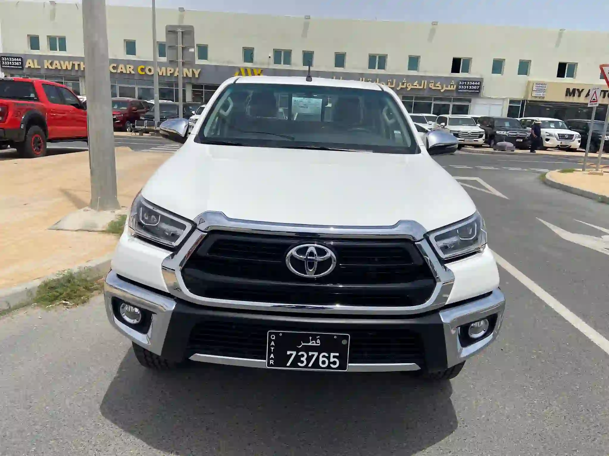 Toyota Hilux 4X4 2026 - Image 2