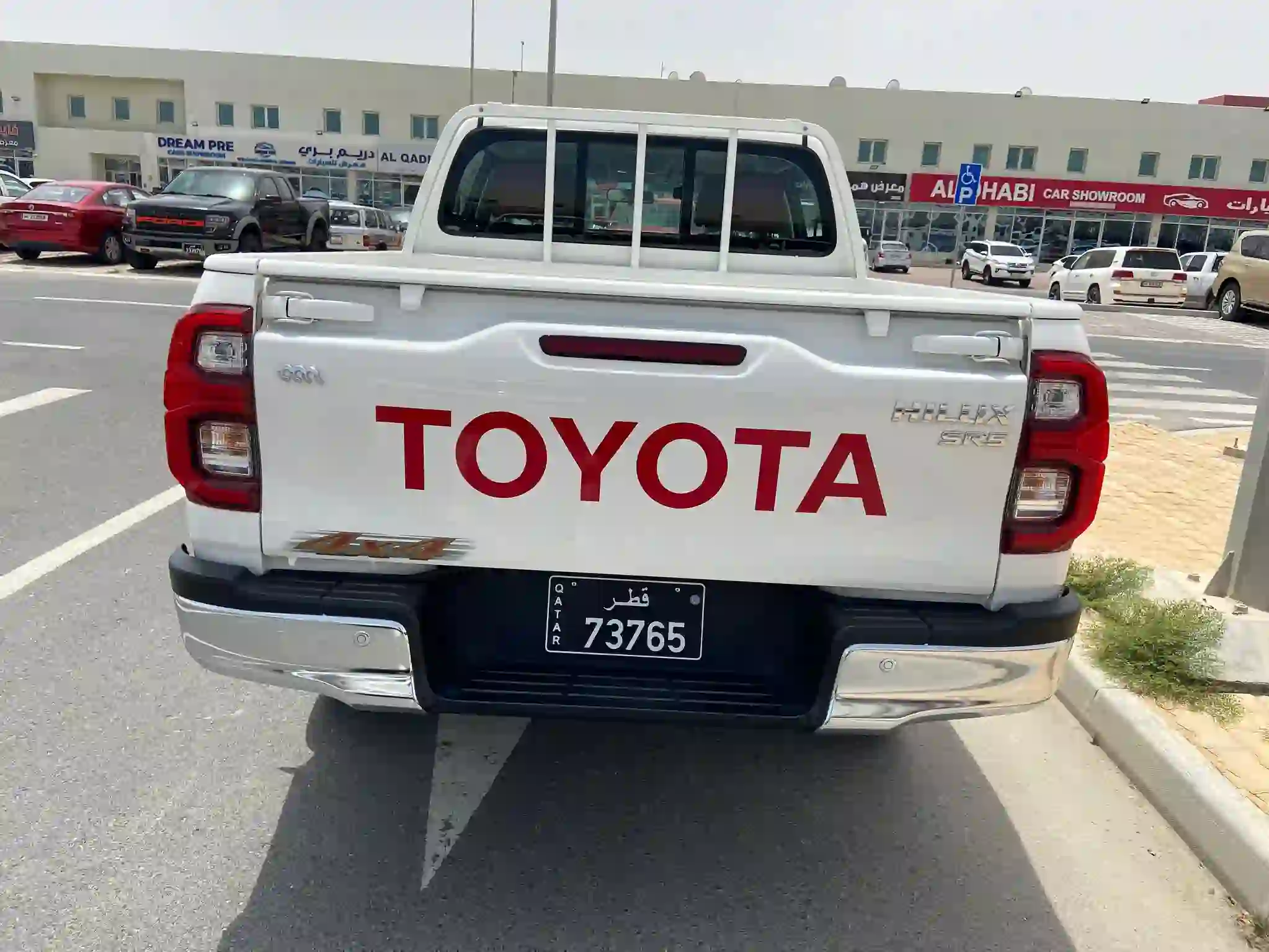 Toyota Hilux 4X4 2026 - Image 4