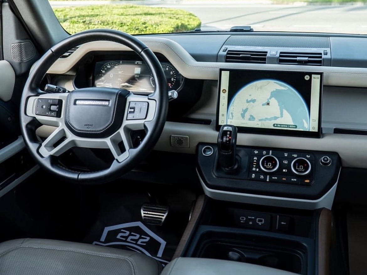 Land Rover Defender 90 HSE - Image 3