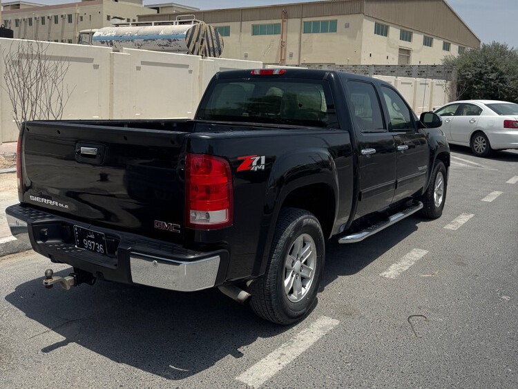 GMC Sierra 1500 2011 - Image 4