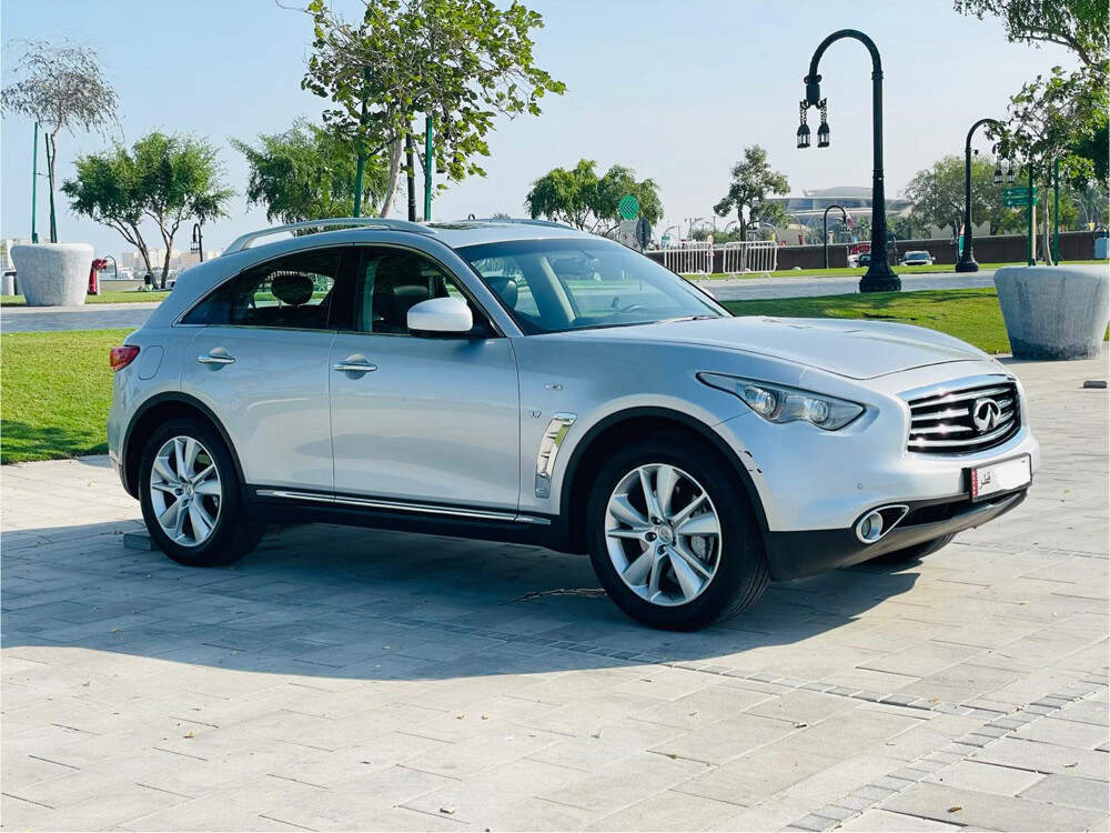 Infiniti Q70 2016 - Image 2