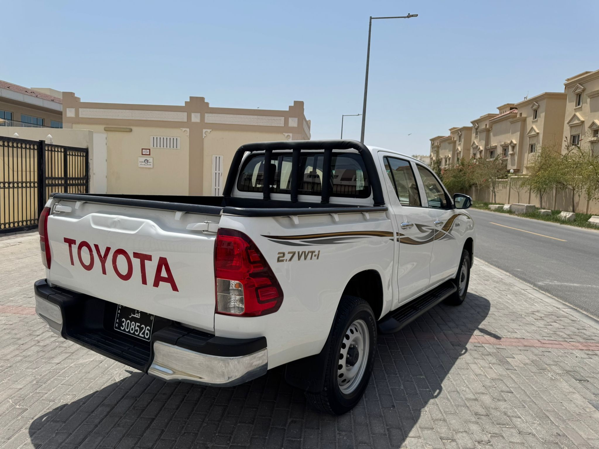 Toyota Hilux 4X4 2017 - Image 4