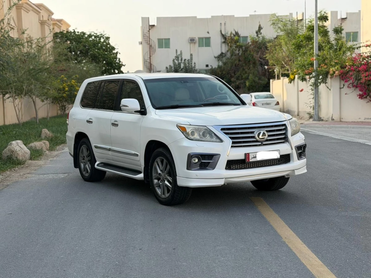 Lexus LX 570 S 2015