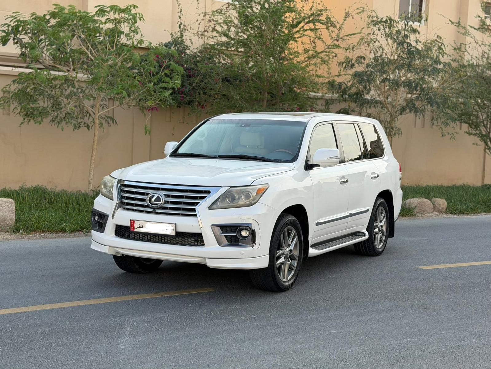 Lexus LX 570 S 2015 - Image 3