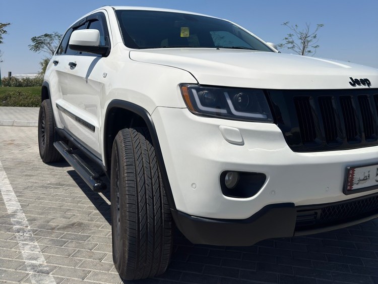 Jeep Cherokee Limited  2012 - Image 3
