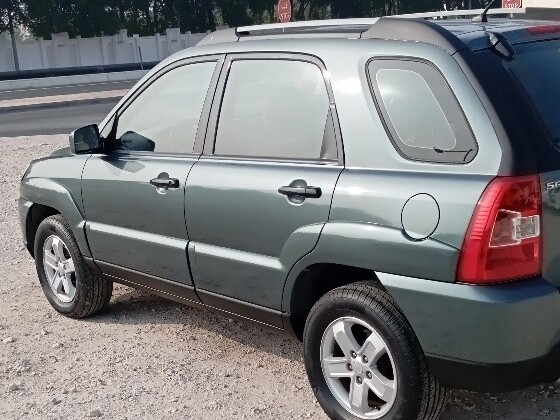 Kia Sportage 2010 - Image 2