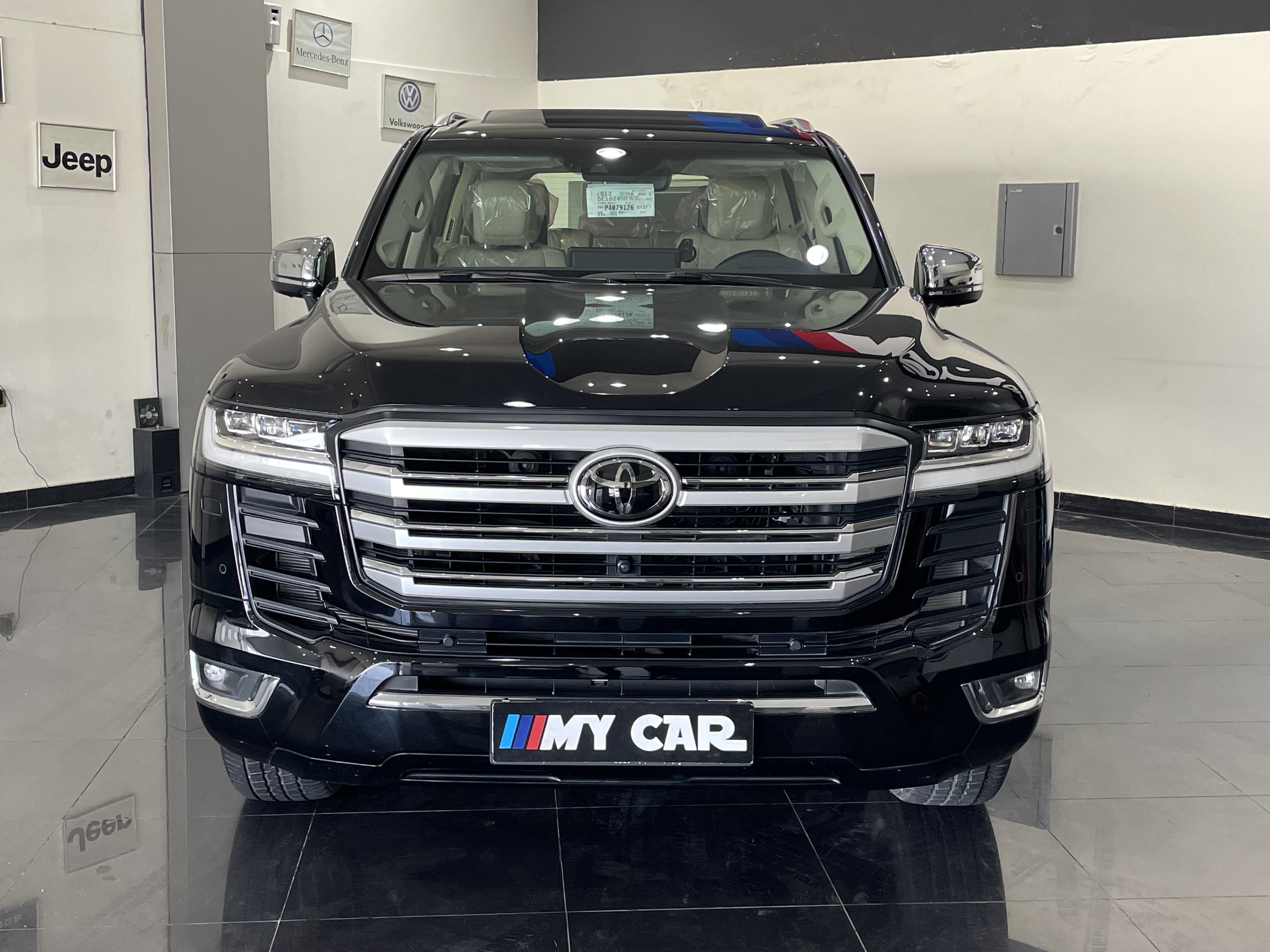 Toyota Land Cruiser VXR Twin Turbo - Image 2