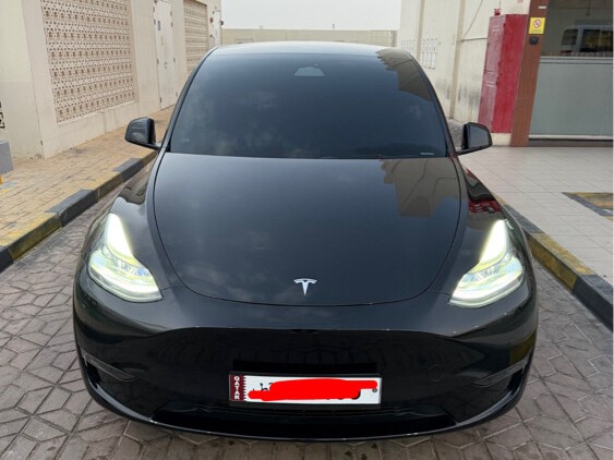 Tesla Model Y Performance 2024 - Image 1