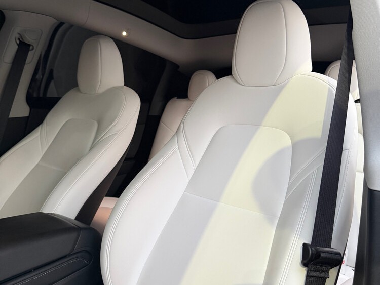 Tesla Model Y Performance 2024 - Image 4