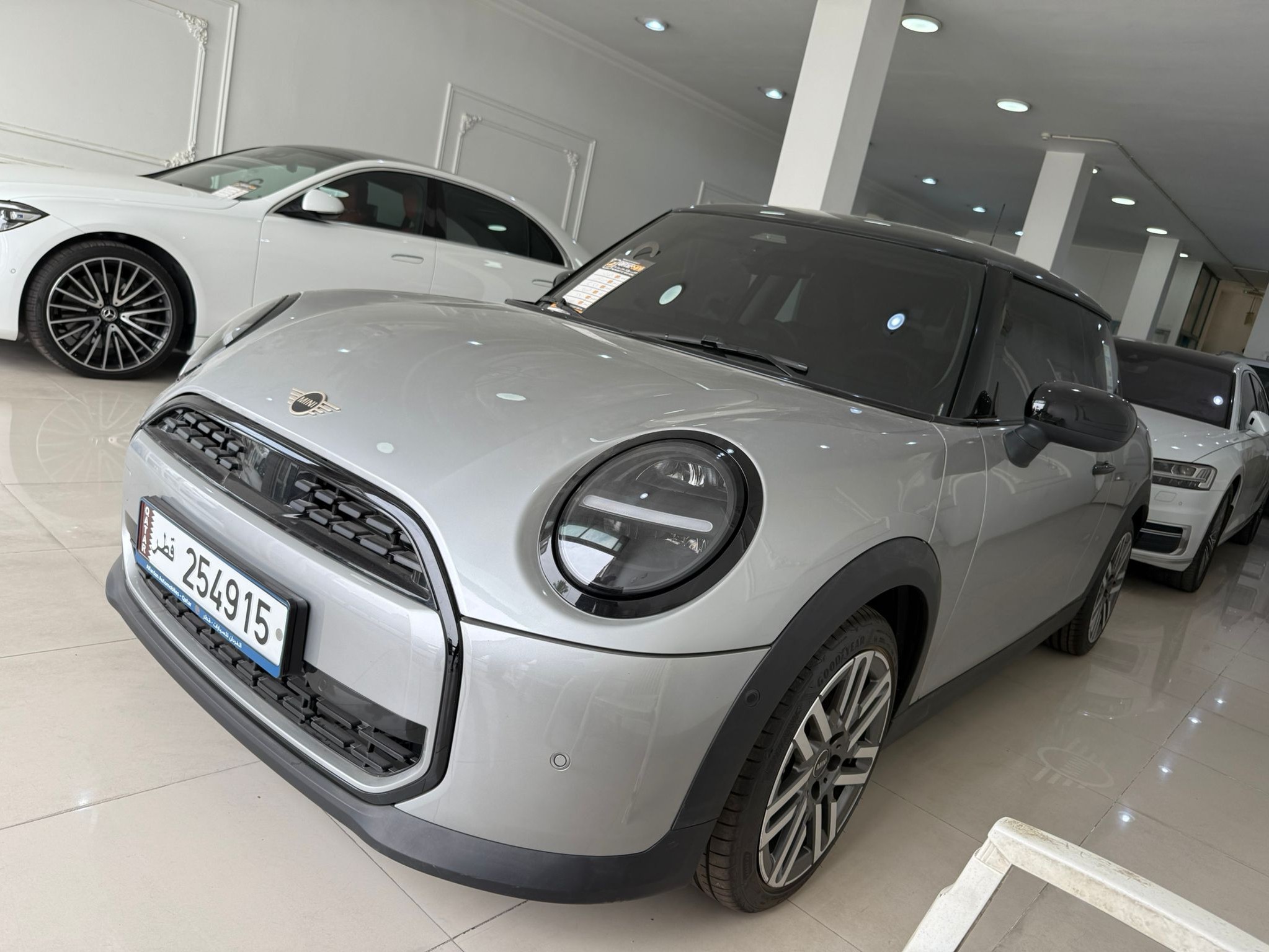 Mini Cooper 2025 - Image 3