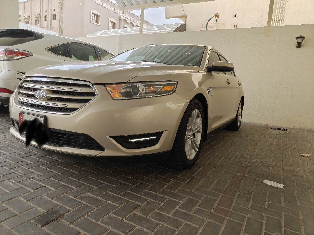 Ford Taurus 2017 - Image 2