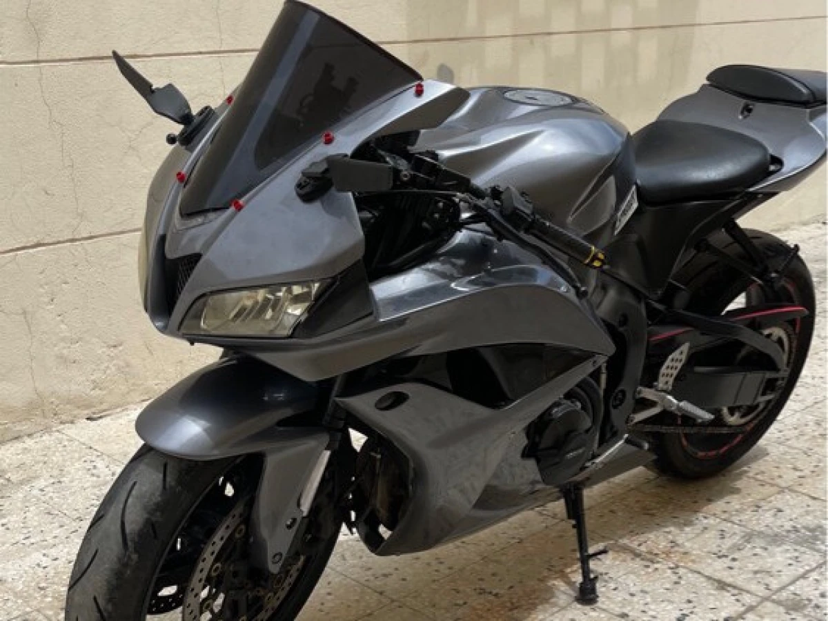 HONDA CBR  2012
