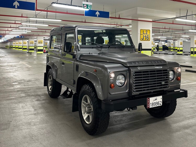 Land Rover Defender 90 2011