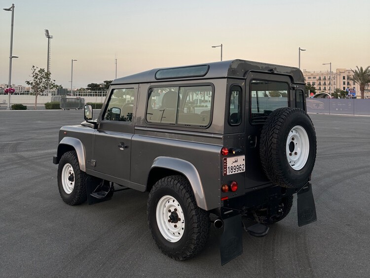 Land Rover Defender 90 2011 - Image 4