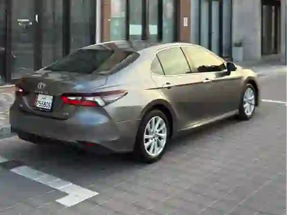 Toyota Camry GLE 2024 - Image 3