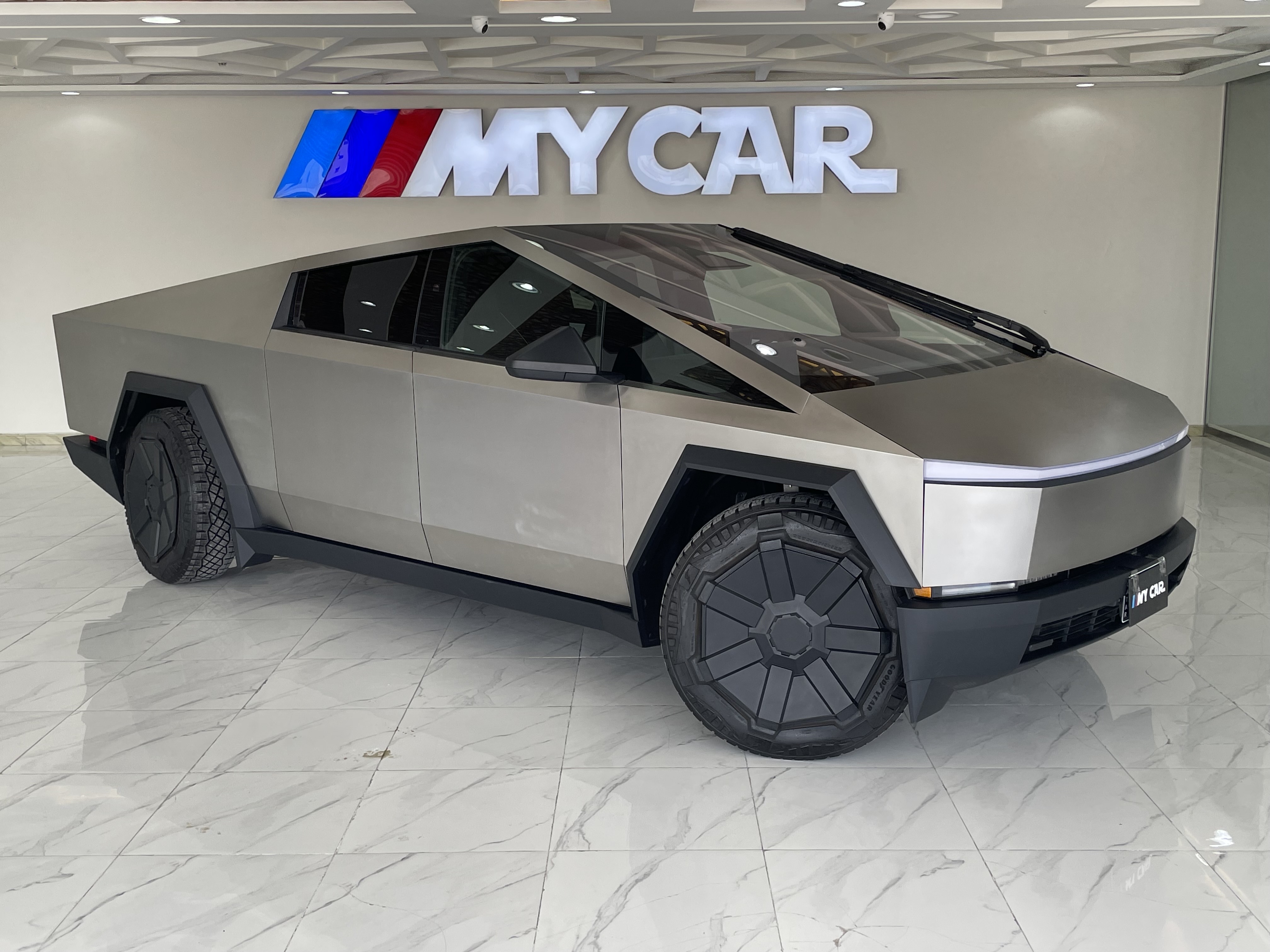 Tesla Cybertruck  Beast
