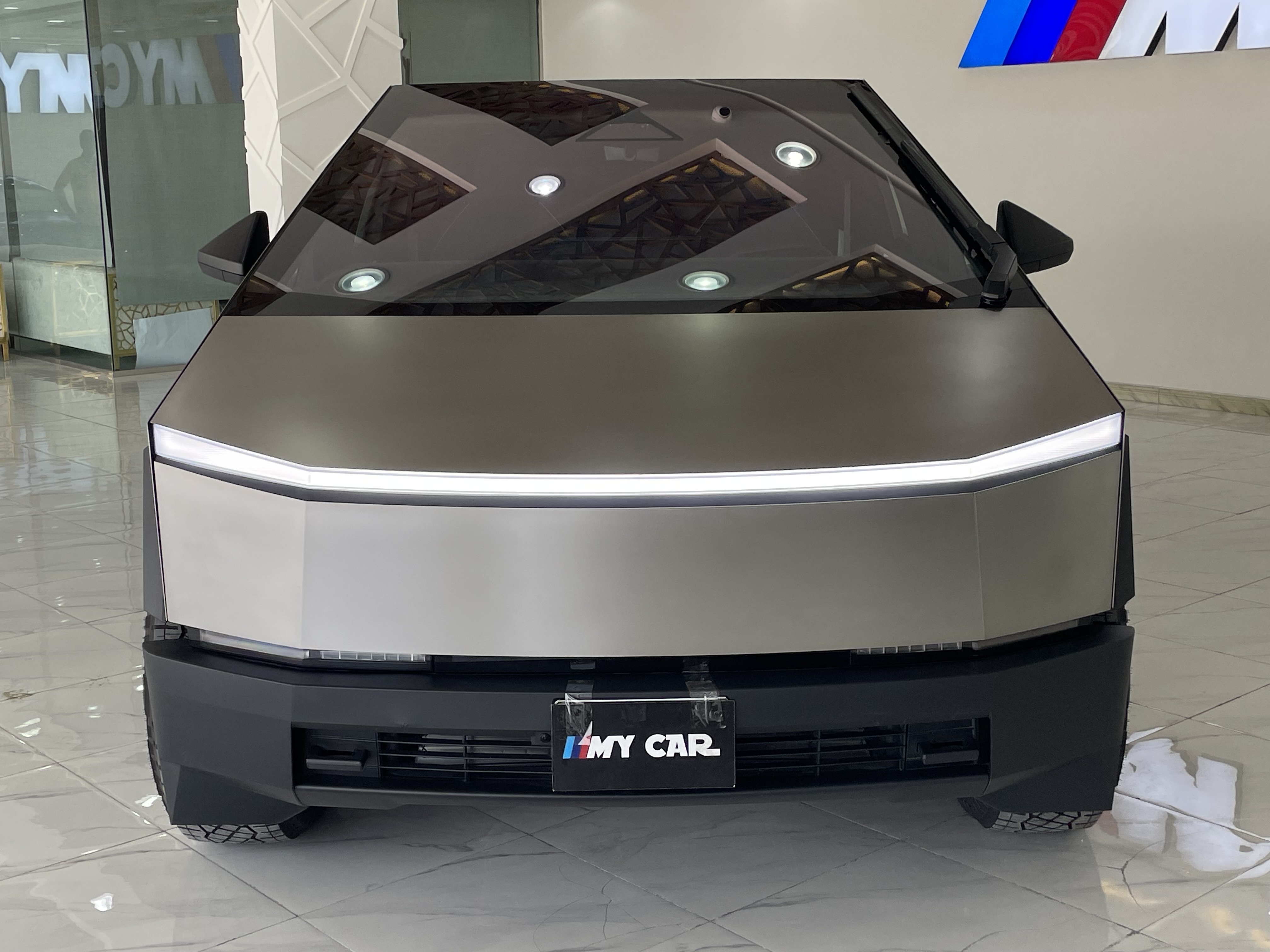 Tesla Cybertruck  Beast - Image 2