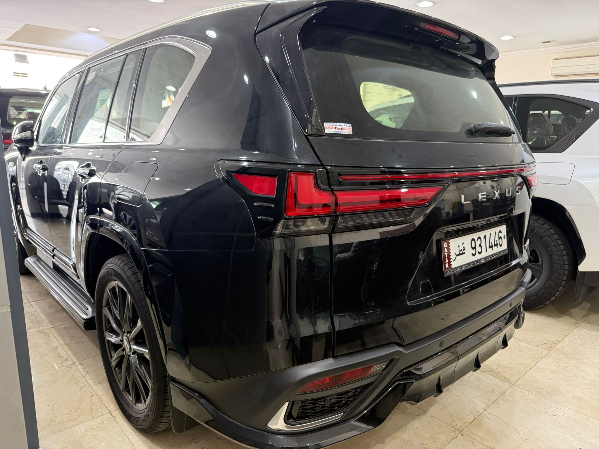 Lexus LX 600  F-Sport 2026 - Image 3