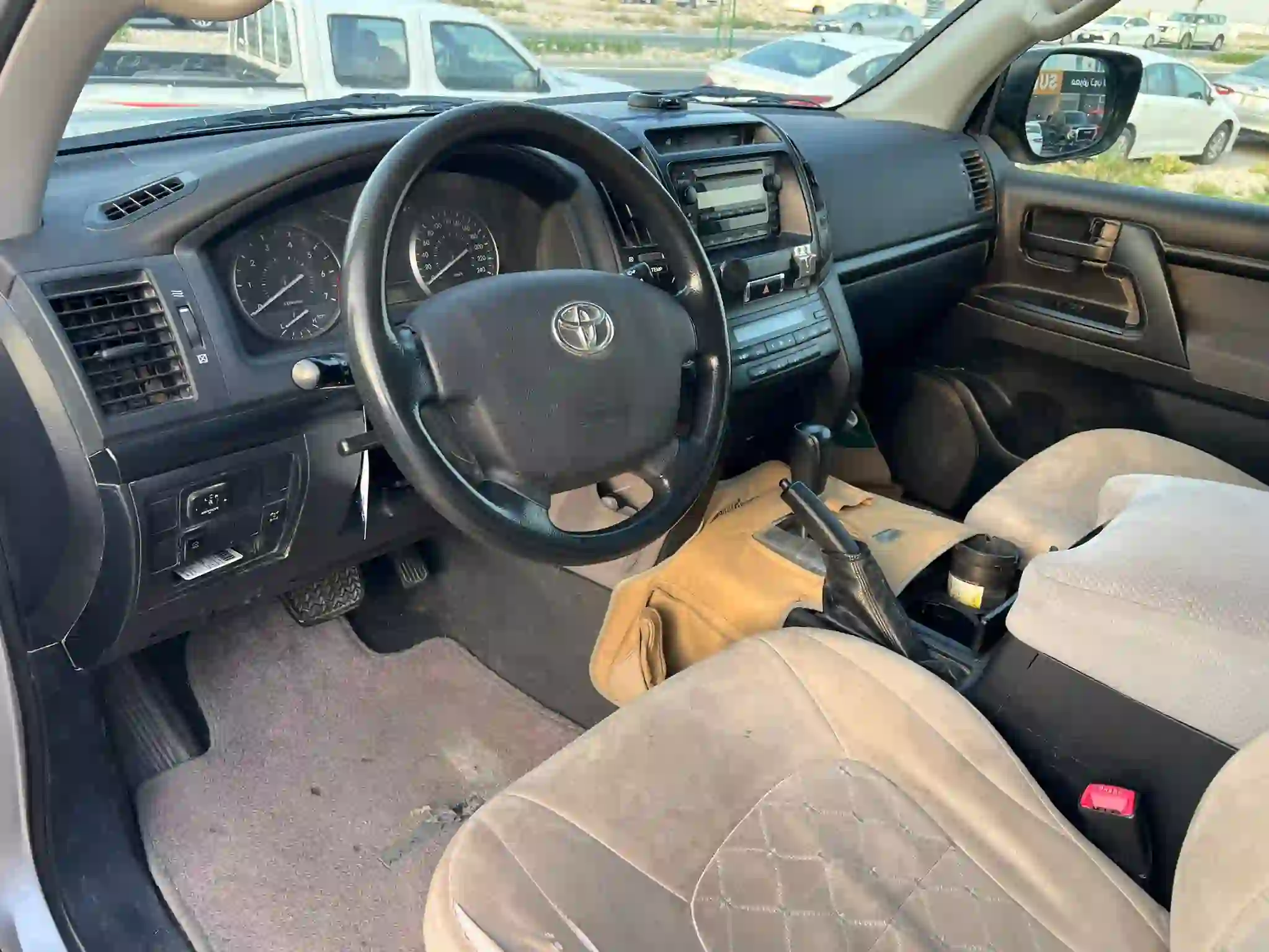 Toyota LX  2013 - Image 4