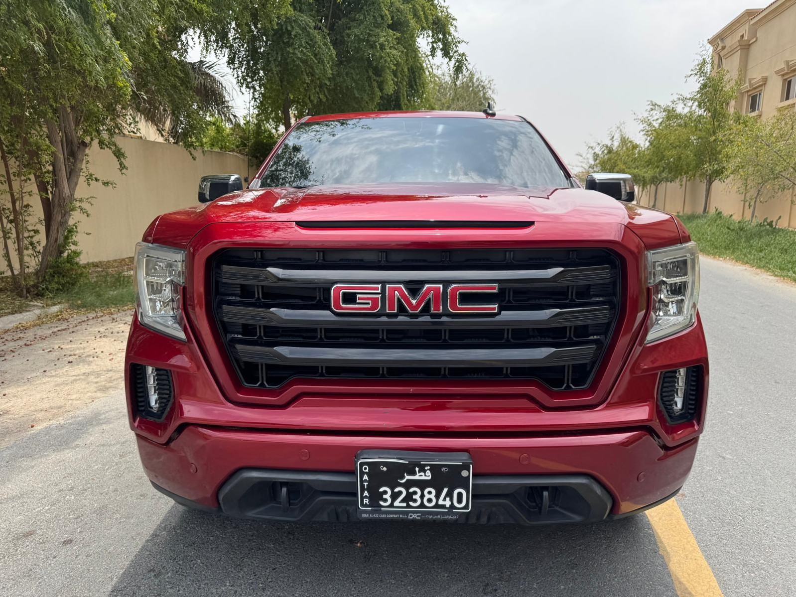 GMC Sierra Elevation  2019 - Image 2