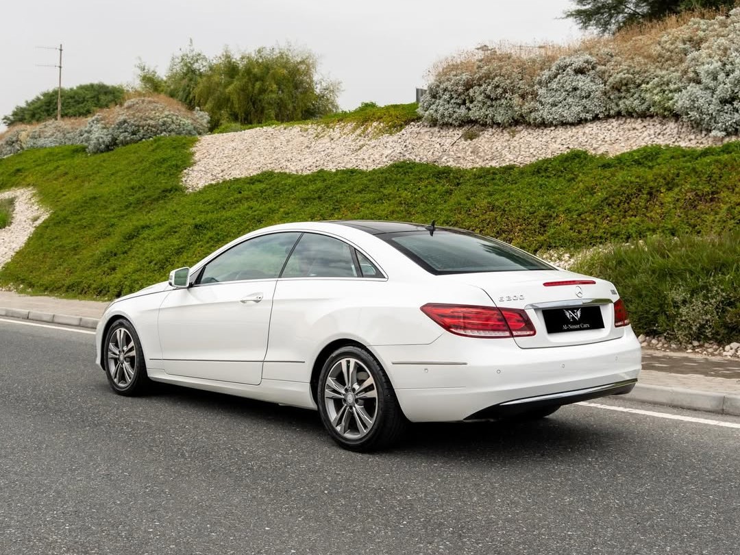 Mercedes-Benz E-Class Coupe 200 2014 - Image 2