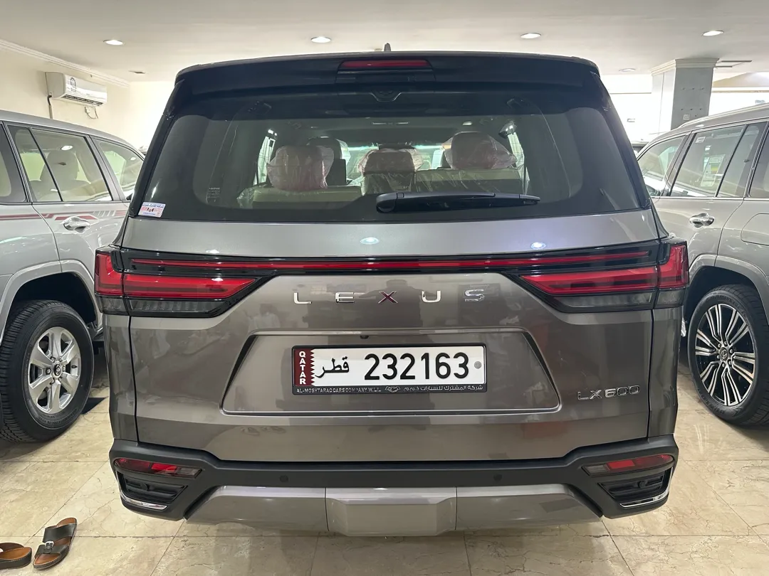 Lexus LX 600 2026 - Image 3