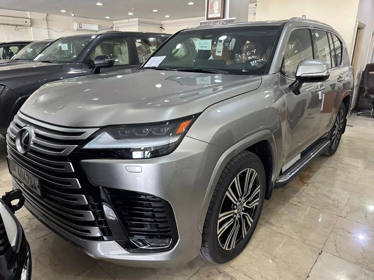 Lexus LX 600 2025