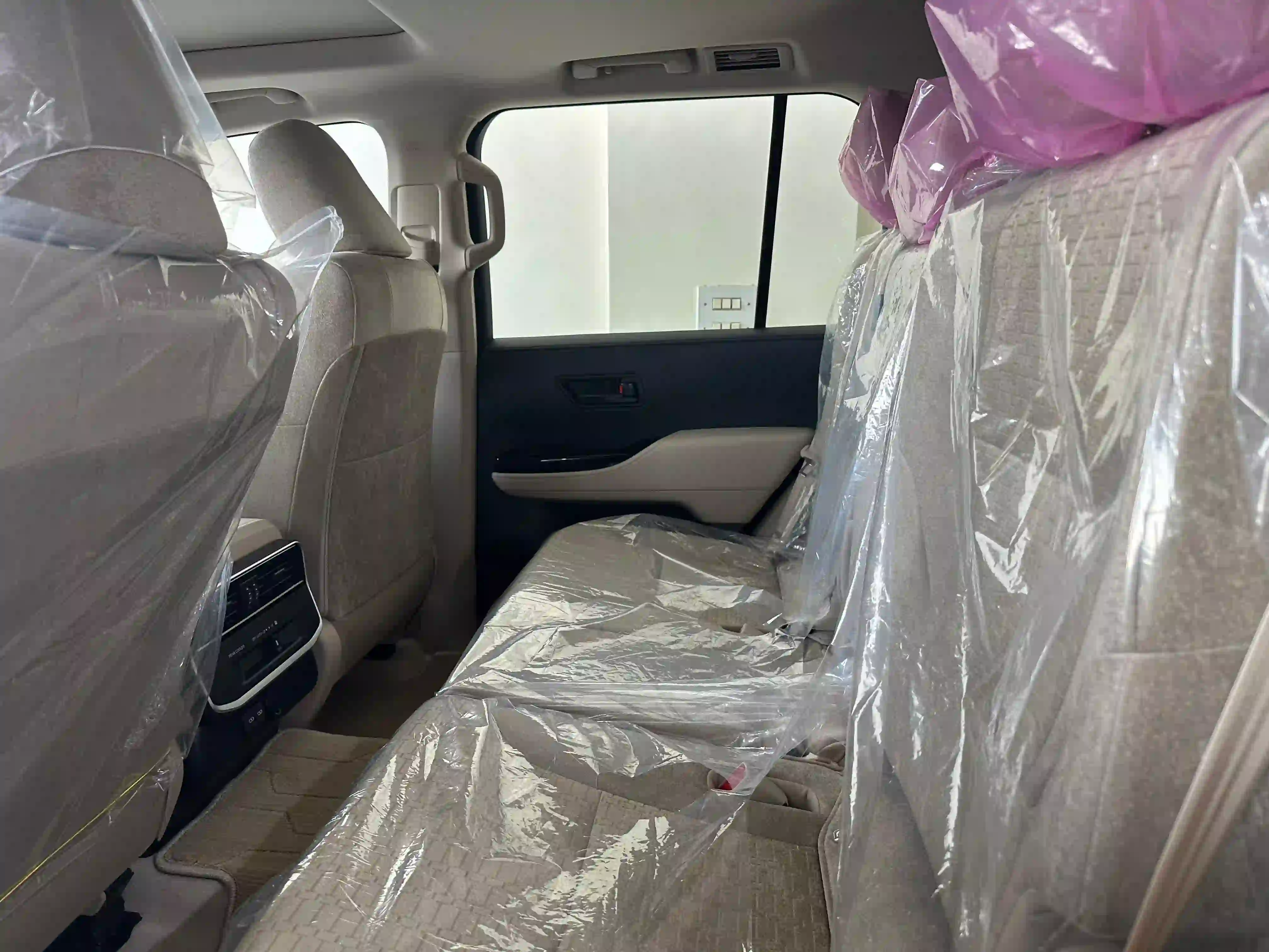 Toyota Land Cruiser GX.R 2026 - Image 4