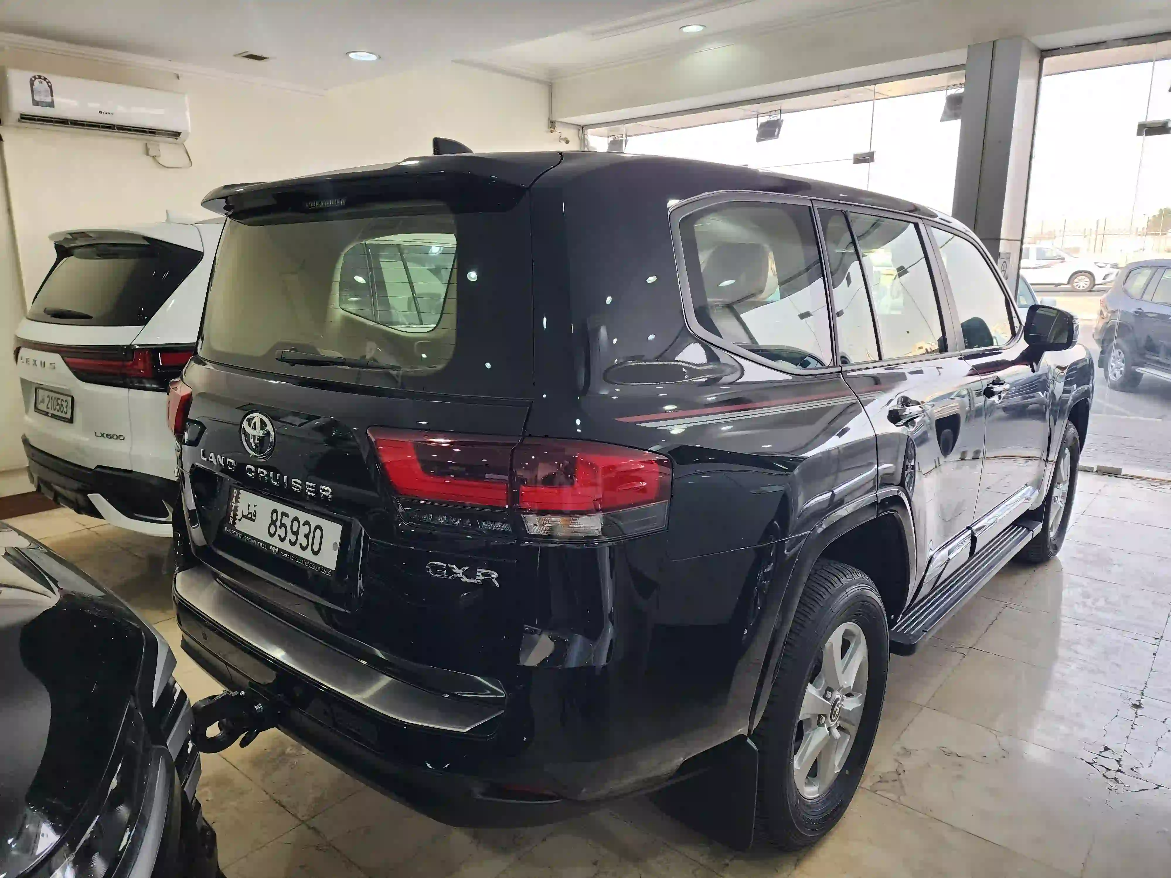 Toyota Land Cruiser GX.R 2026 - Image 2