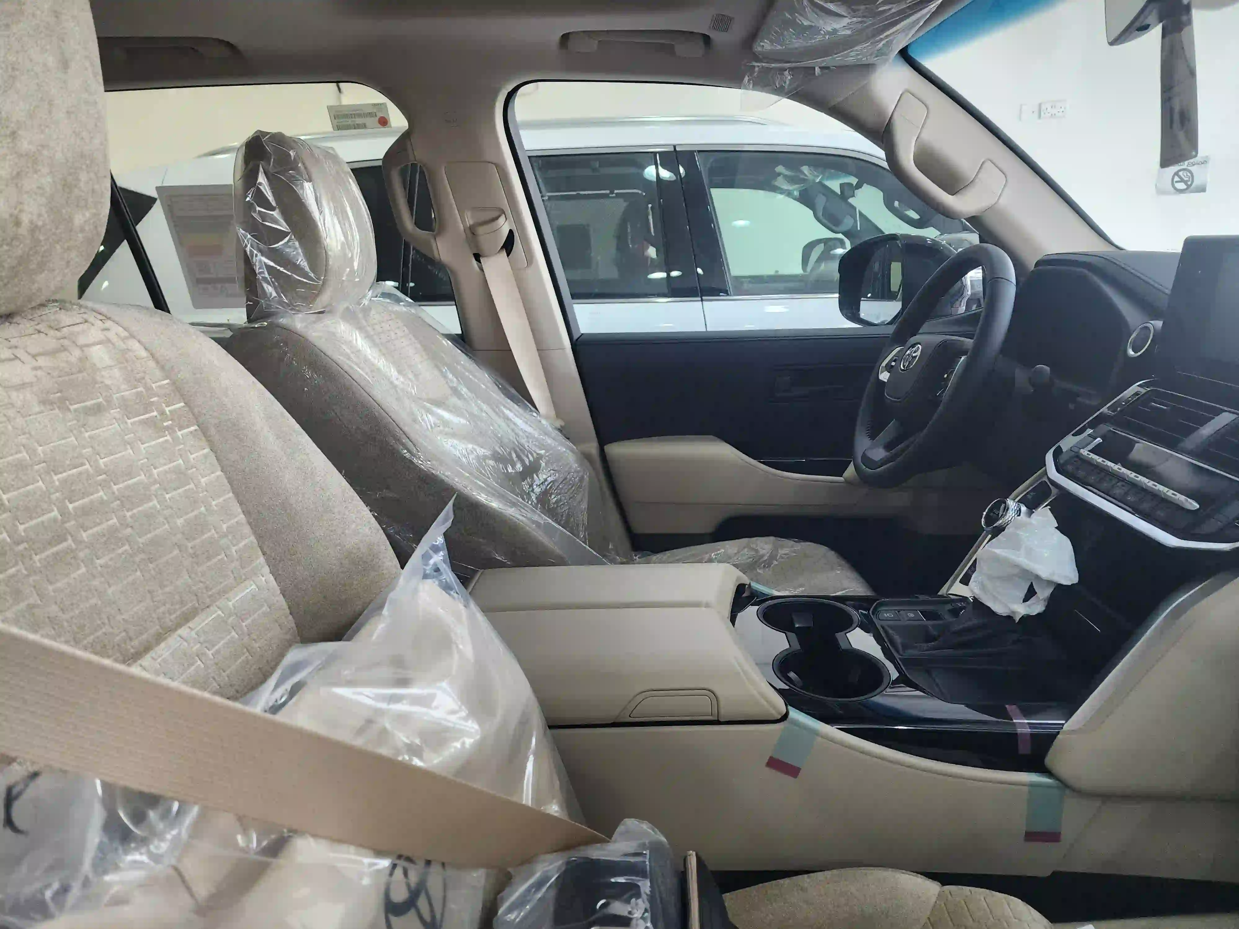 Toyota Land Cruiser GX.R 2026 - Image 4