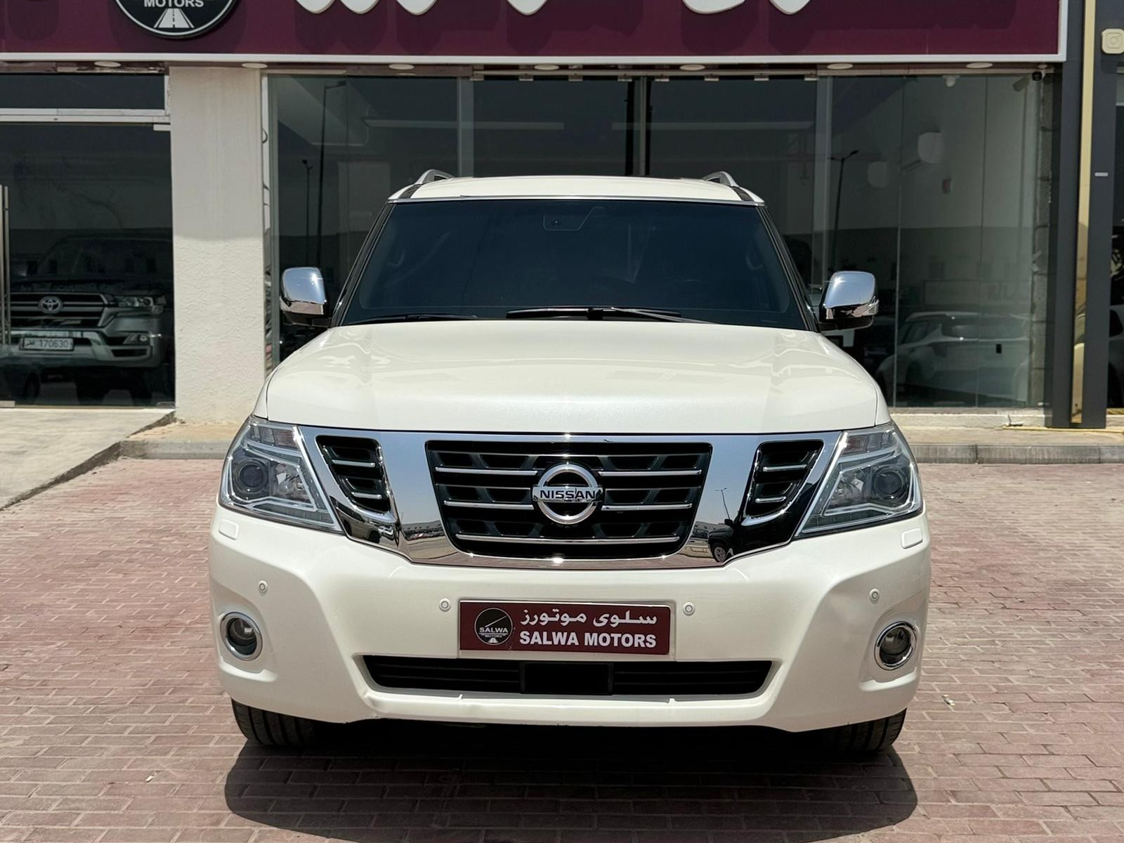 Nissan Patrol  Platinum 2014 - Image 2