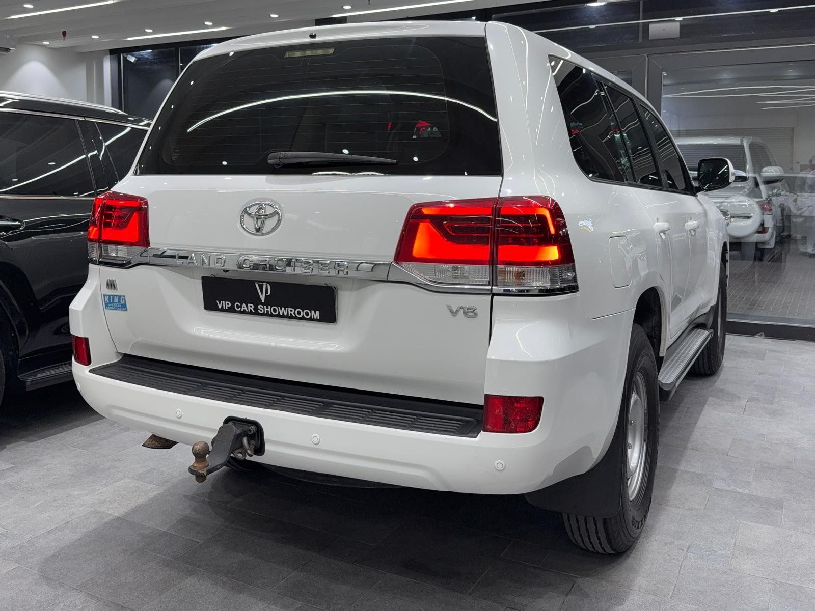Toyota Land Cruiser GX 2017 - Image 4