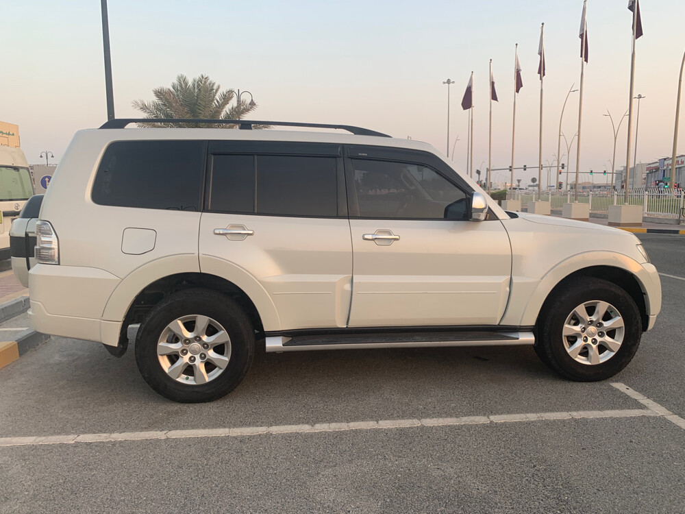 Mitsubishi Pajero 3.5 2017 - Image 2