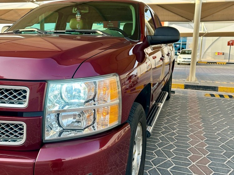 Chevrolet Silverado LTZ - Z71 2013 - Image 3