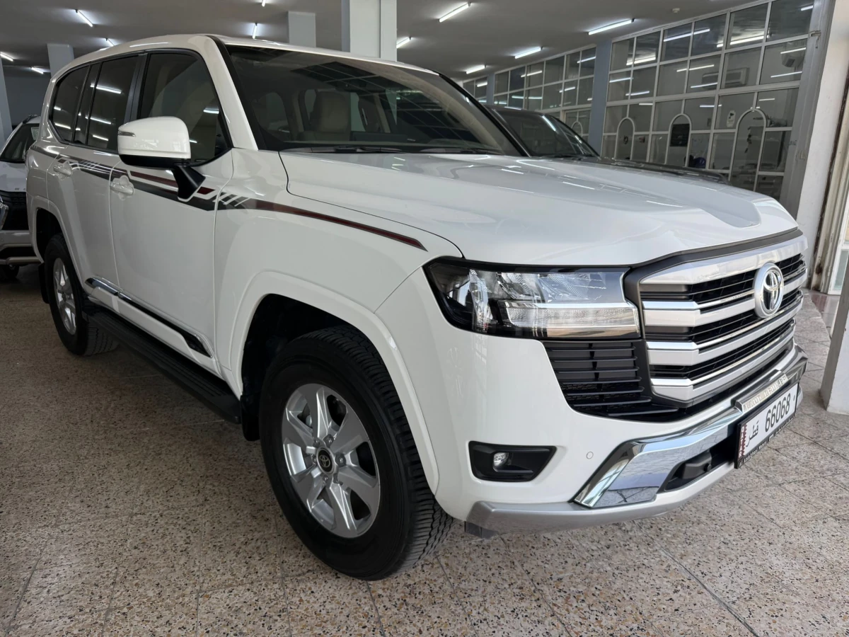 Toyota Land Cruiser GXR Twin Turbo 2025