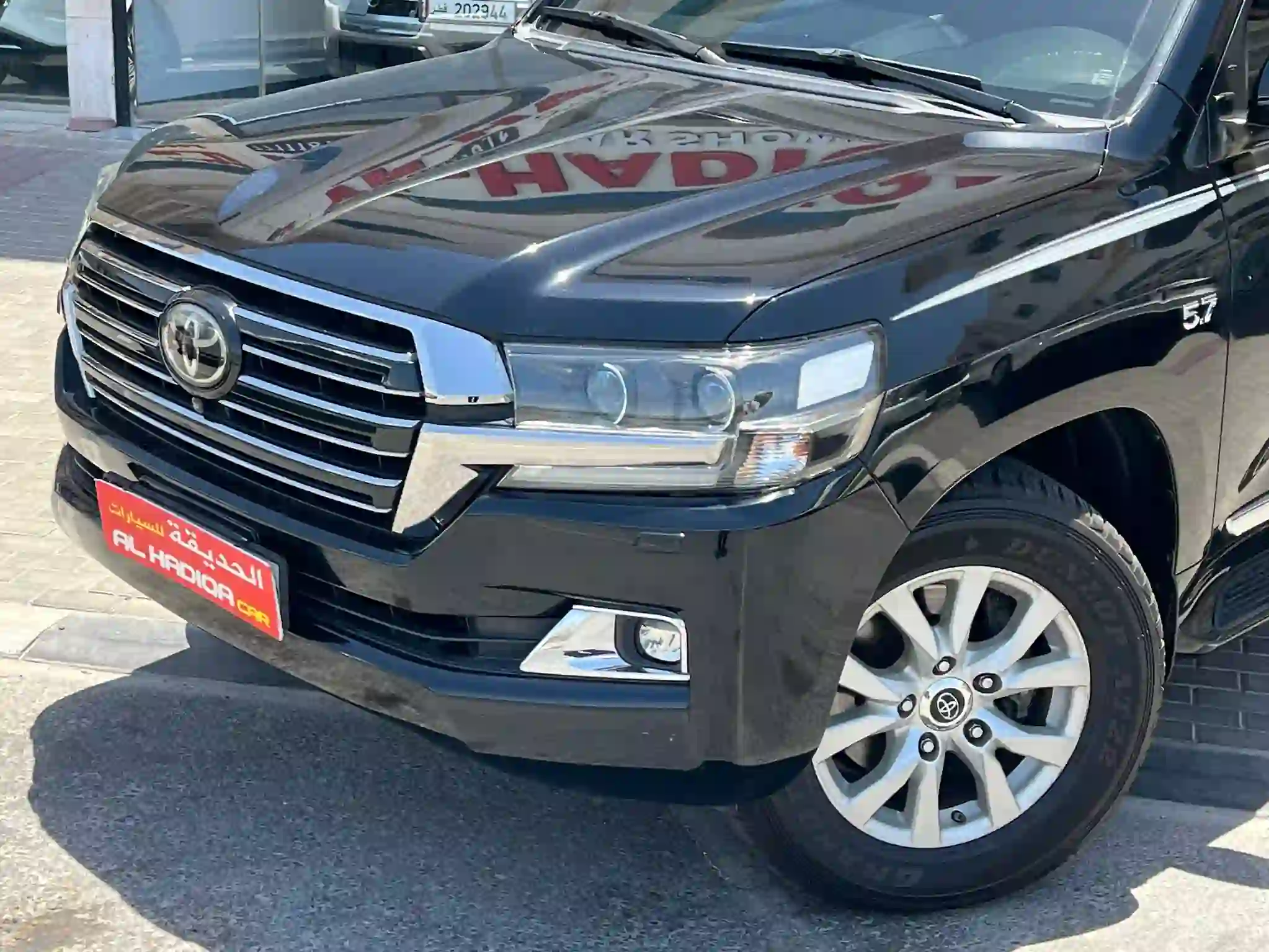 Toyota Land Cruiser VX.R 2017 - Image 3
