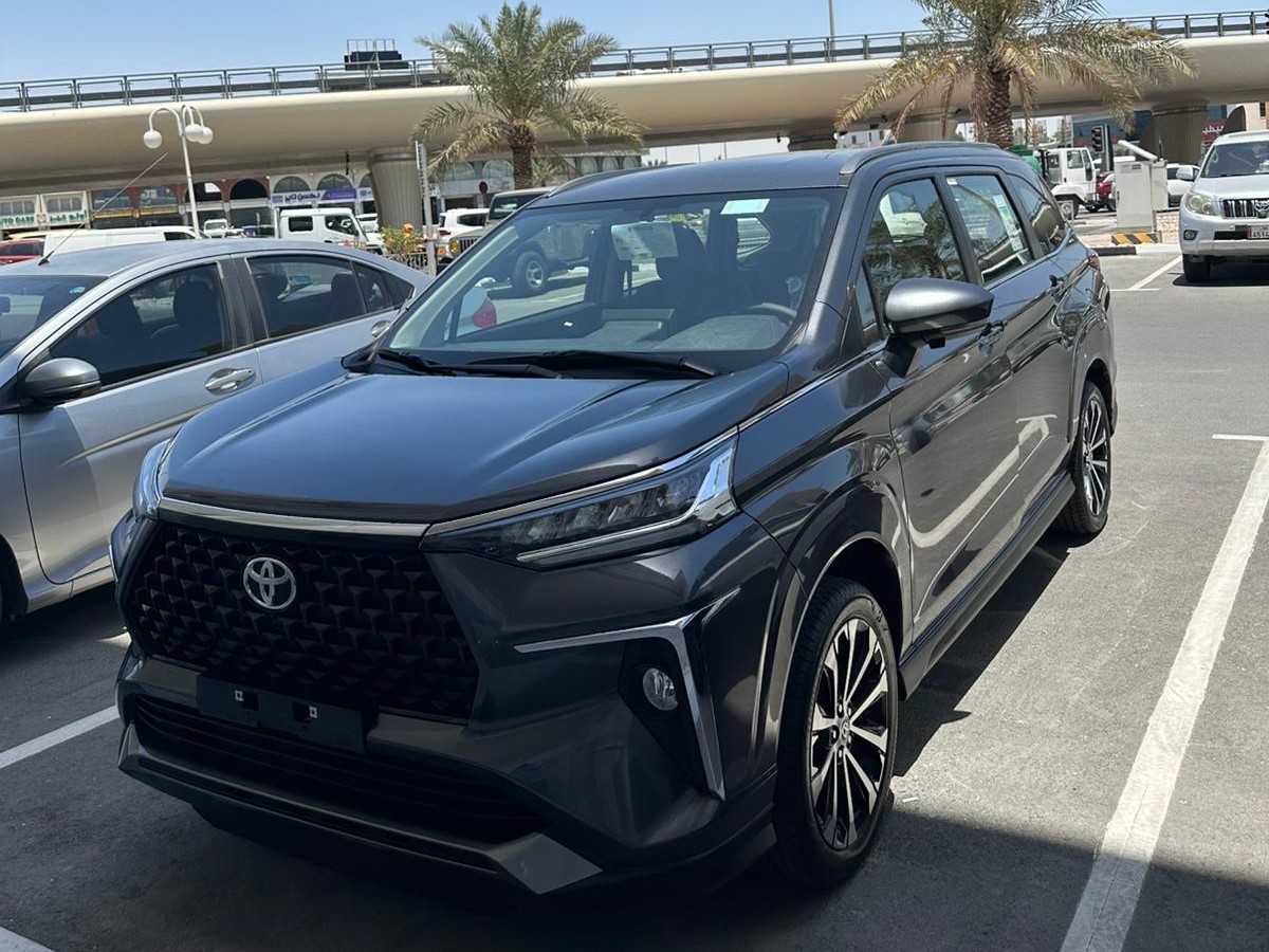 Toyota veloz 2025