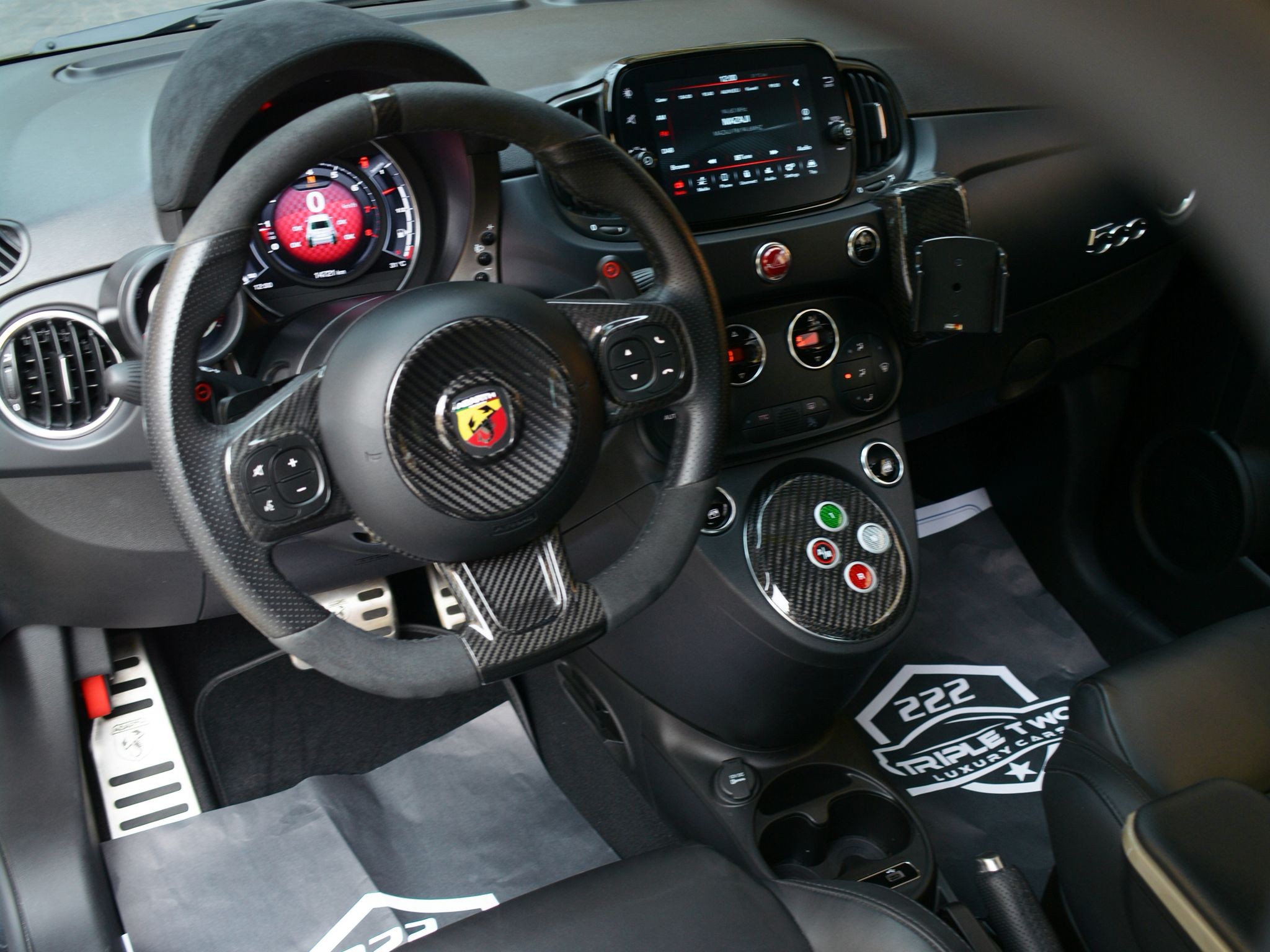 Fiat Abarth 695 2023 - Image 4