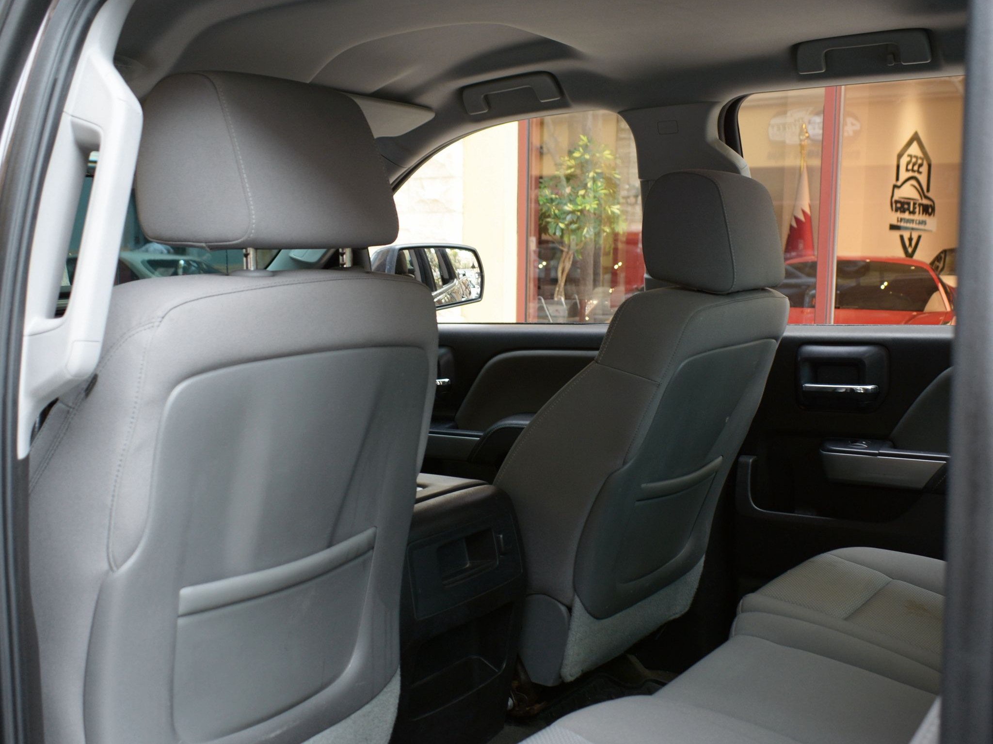 Chevrolet Silverado LTZ - Z71 2015 - Image 2