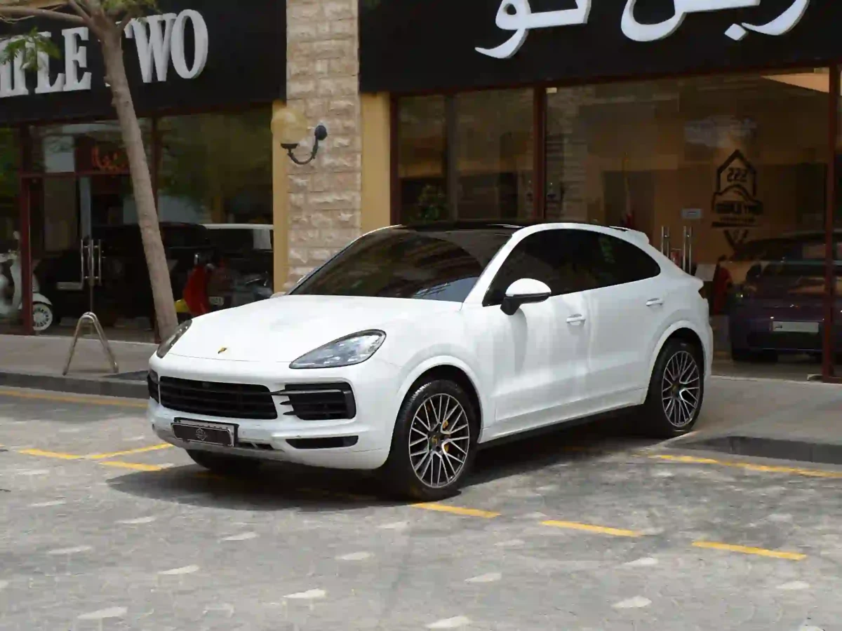 Porsche Cayenne 2021